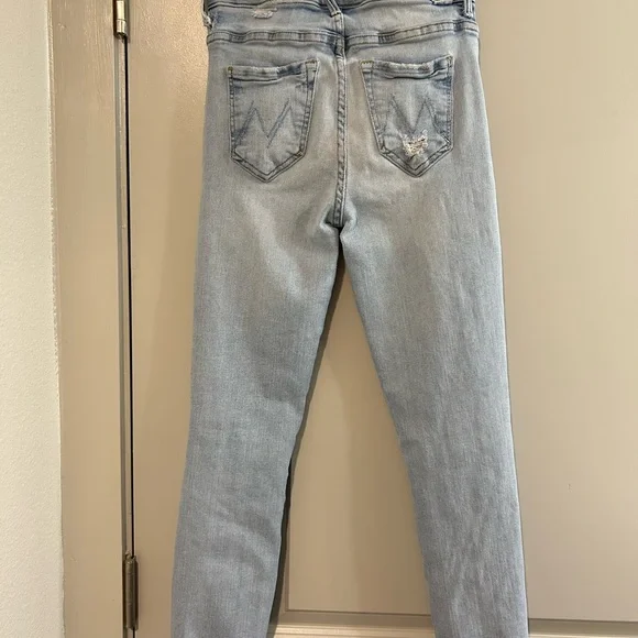 MOTHER Denim The insider crop Jean in color Outerspace - Picture 5 of 9